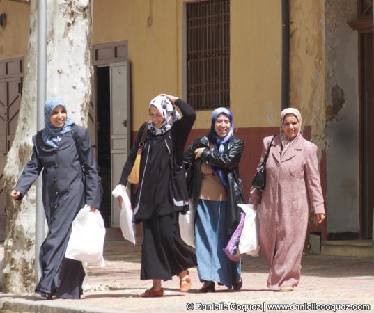 AUX FEMMES DE TLEMCEN, ALGERIE